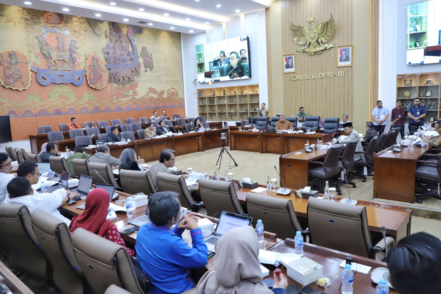 20250925 Rapat Panja RUU Perubahan Keempat atas UU No. 19 Tahun 2003 1