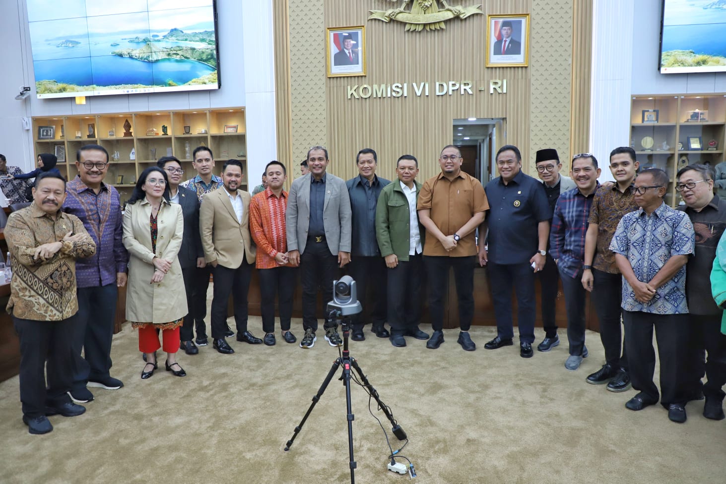 20250925 Rapat Panja RUU Perubahan Keempat atas UU No. 19 Tahun 2003 1