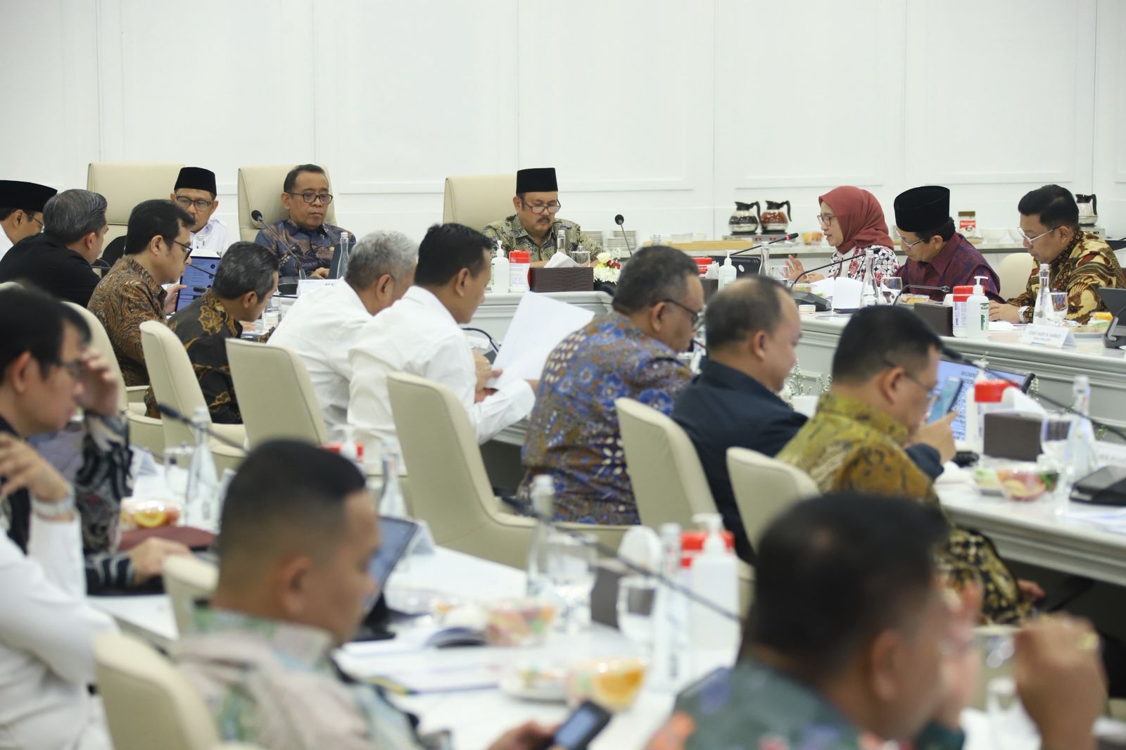 20250926 Rapat Tingkat Menteri RTM Perencanaan Kartu Kesejahteraan dan Kartu Usaha 8