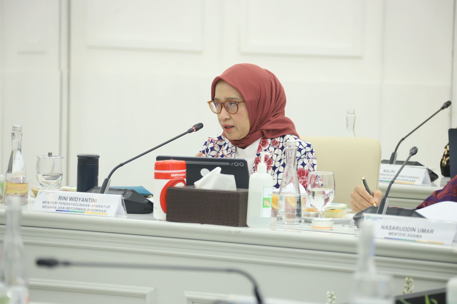 20250926 Rapat Tingkat Menteri RTM Perencanaan Kartu Kesejahteraan dan Kartu Usaha 8