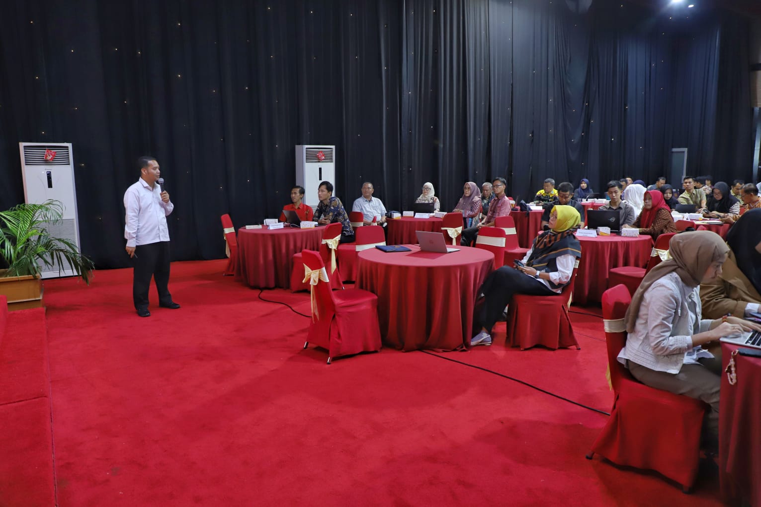 20250930 Pembinaan Penerapan Kebijakan Pemerintah Digital Hari Kedua 14