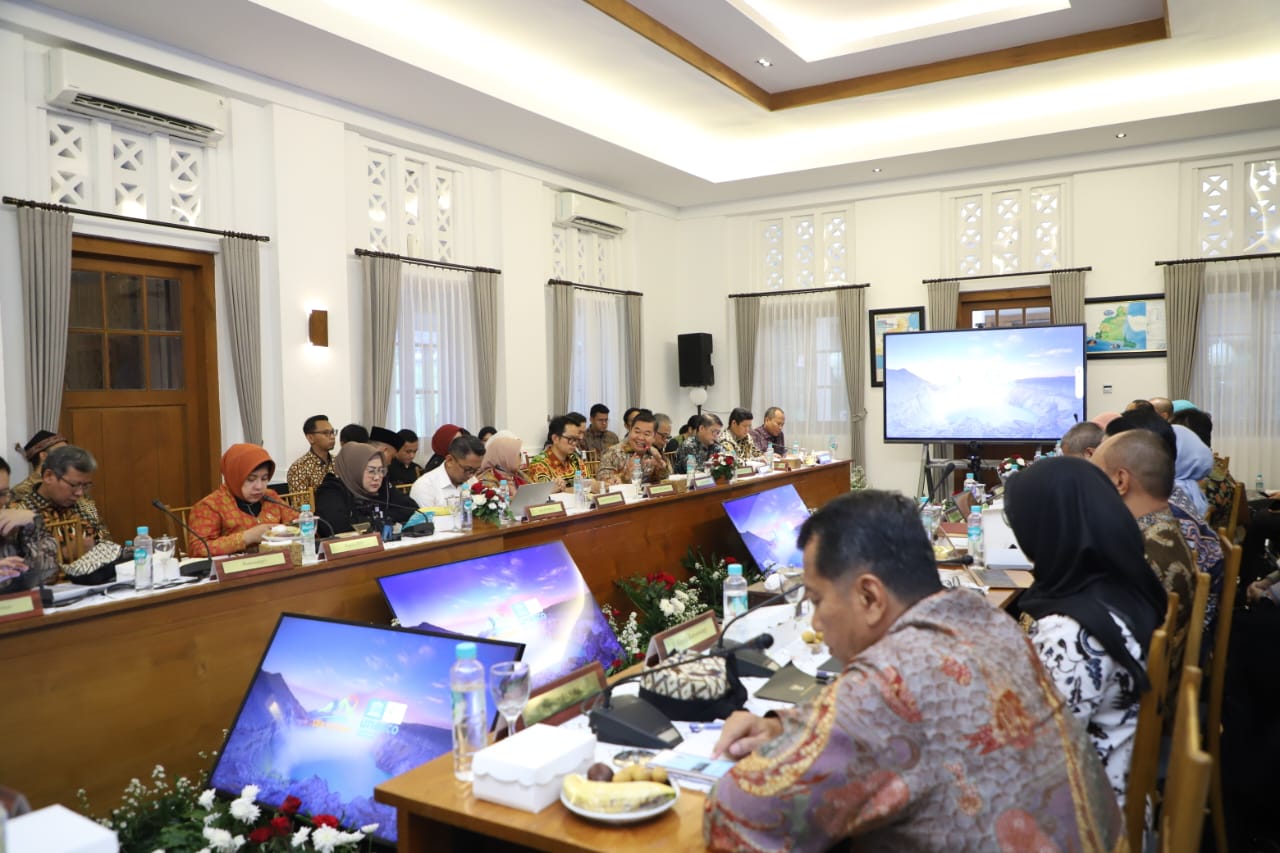 20251002 Rapat Koordinasi Piloting Digitalisasi Bantuan Sosial 11
