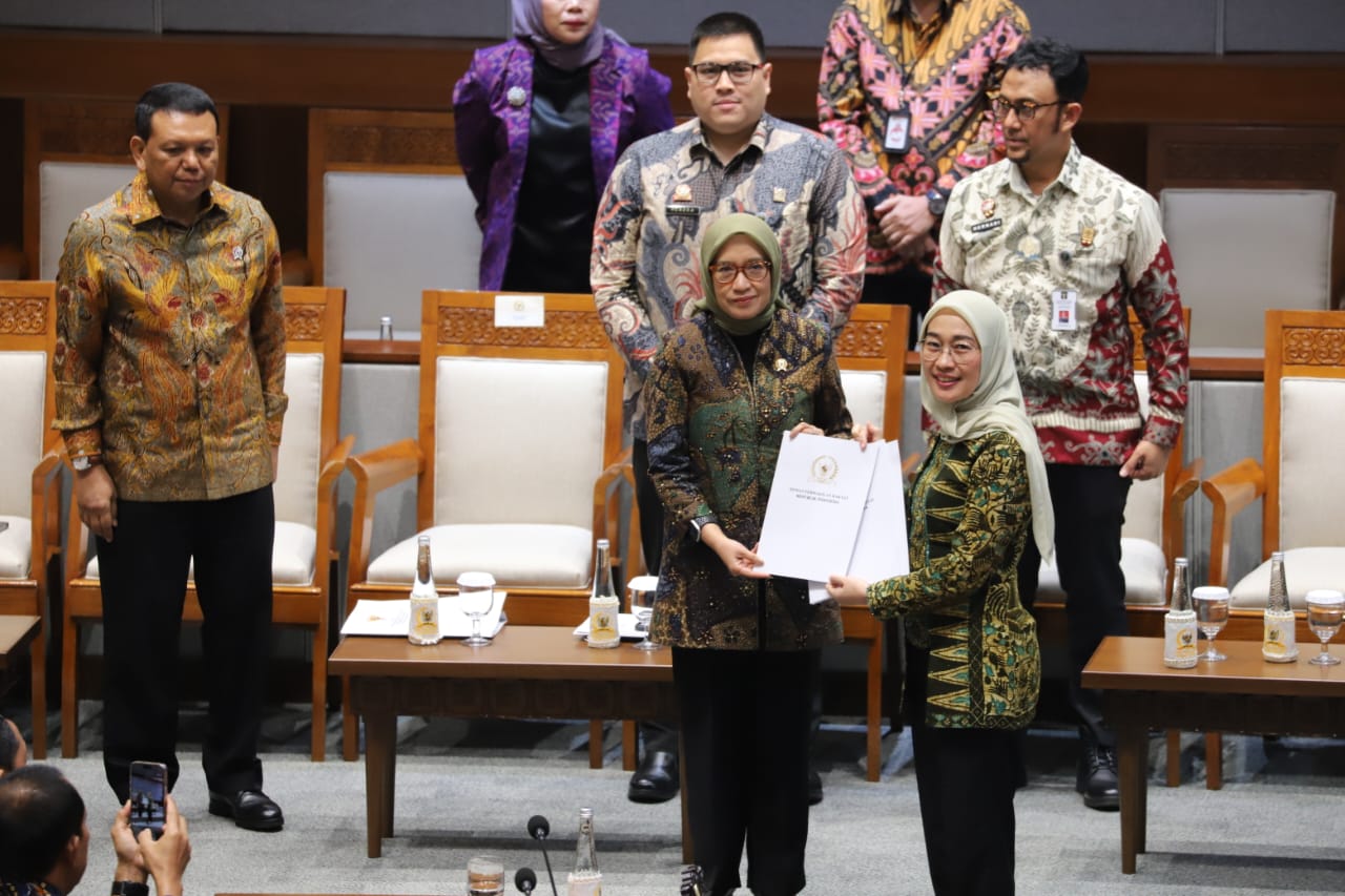 20251002 Rapat Paripurna DPR RI 10