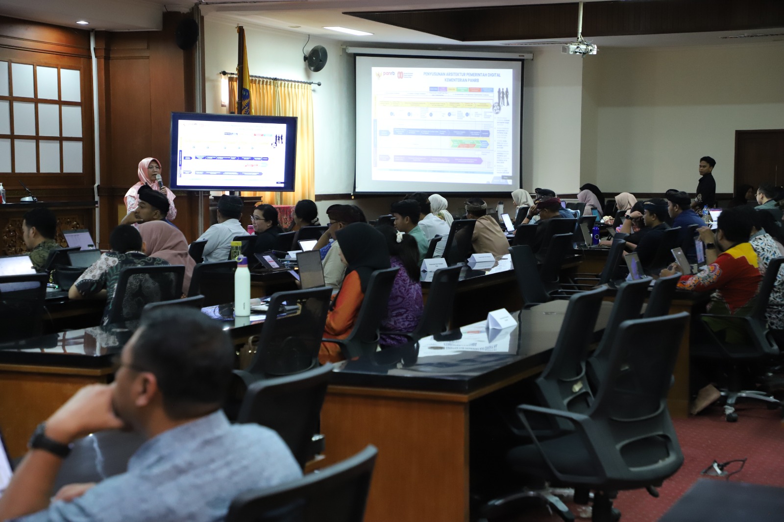 20251009 Pembinaan Penerapan Kebijakan Pemerintah Digital Wilayah Bali Nusa Tenggara Hari ke 21