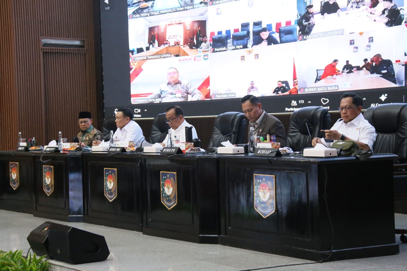 20260115 Rakor Satgas Percepatan Rehabilitasi dan Rekonstruksi Pasca Bencana di Wilayah Sumatra Dagri 6