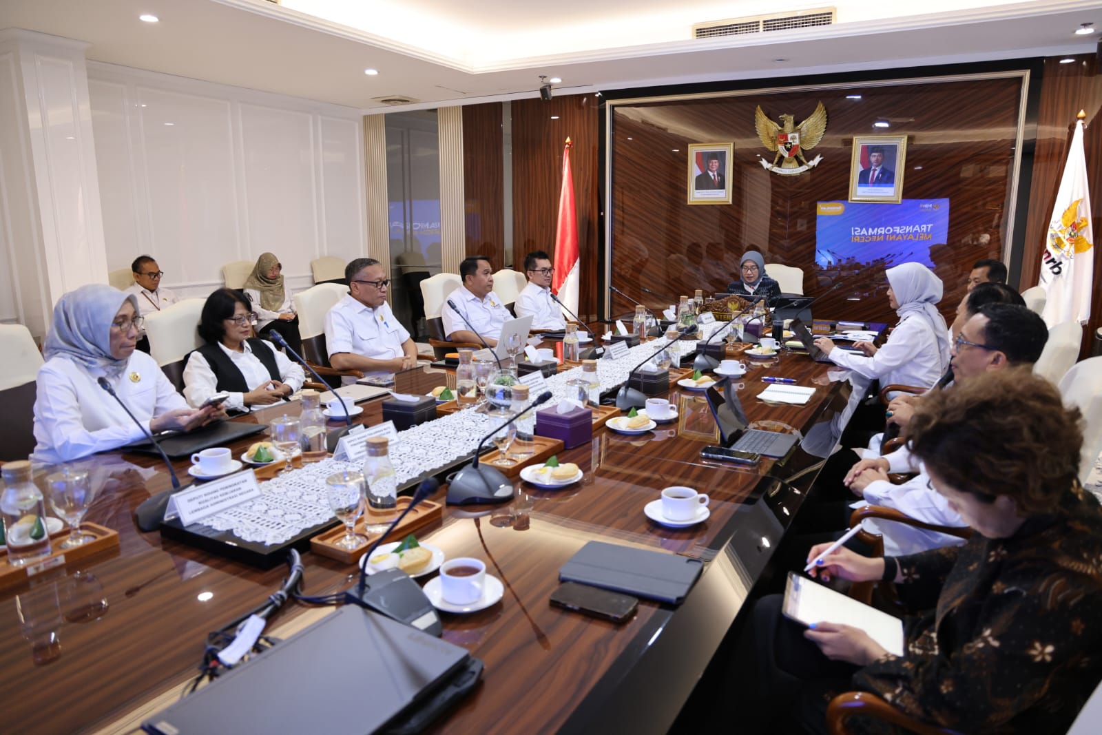 20260126 Rapat Pembahasan Transformasi Pengembangan Kompetensi ASN dan Dukungan Daerah Terdampak Bencana 13