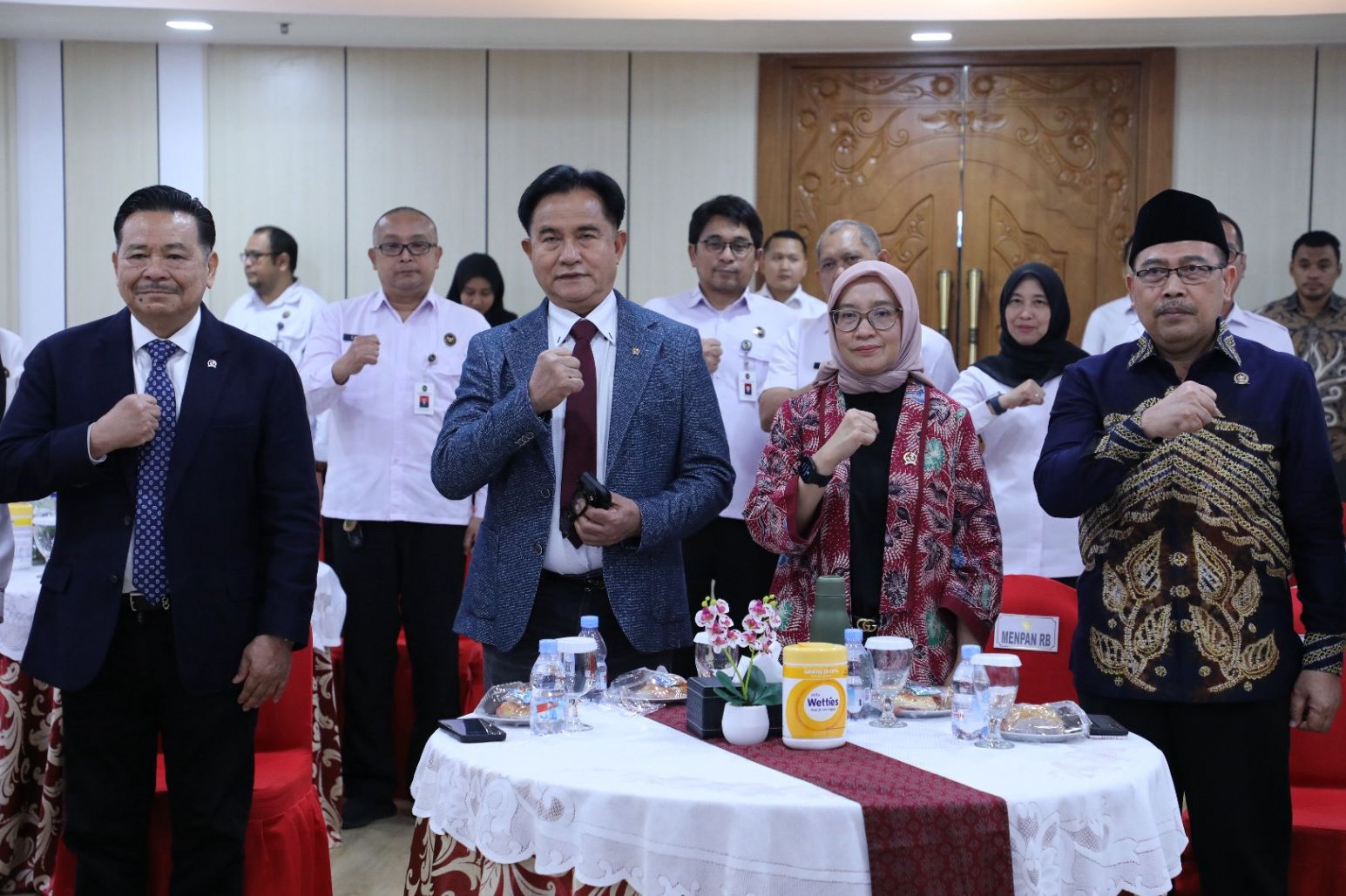 20260128 Pencanangan Pembangunan ZI Penandatanganan Pakta Integritas dan Perjanjian Kerja Tahun 2026 di lingkungan Kemenko Kumham Imipas 13