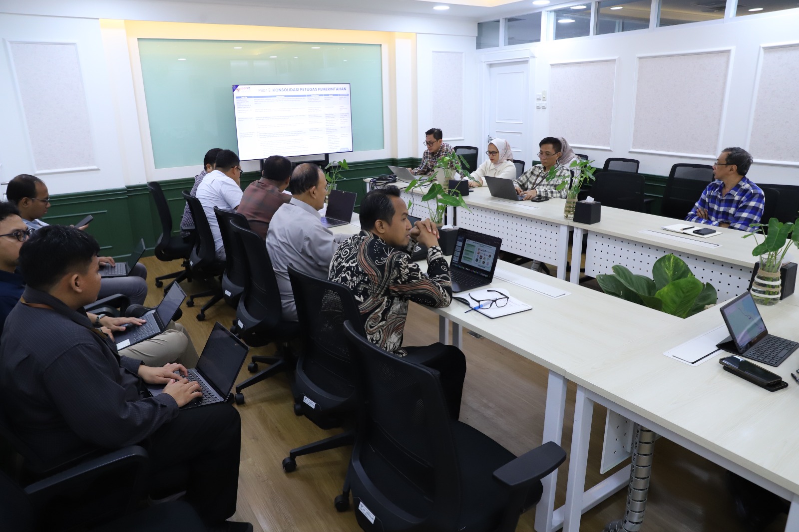 20260220 Rapat Satgas Rehabilitasi dan Rekonstruksi Pascabencana Sumatra 10