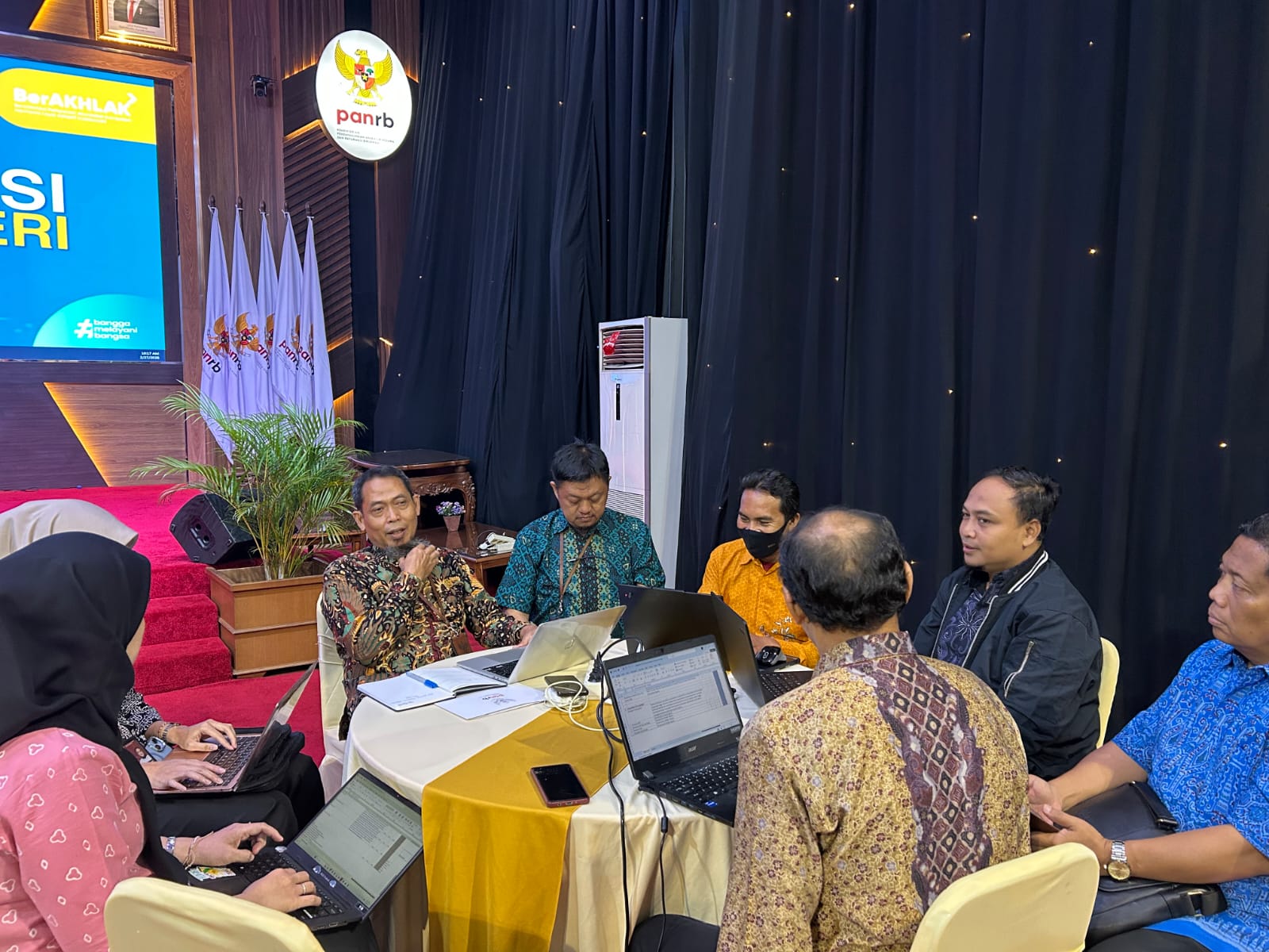 20260227 Rapat Satgas Rehabilitasi dan Rekonstruksi Pascabencana Sumatra 10