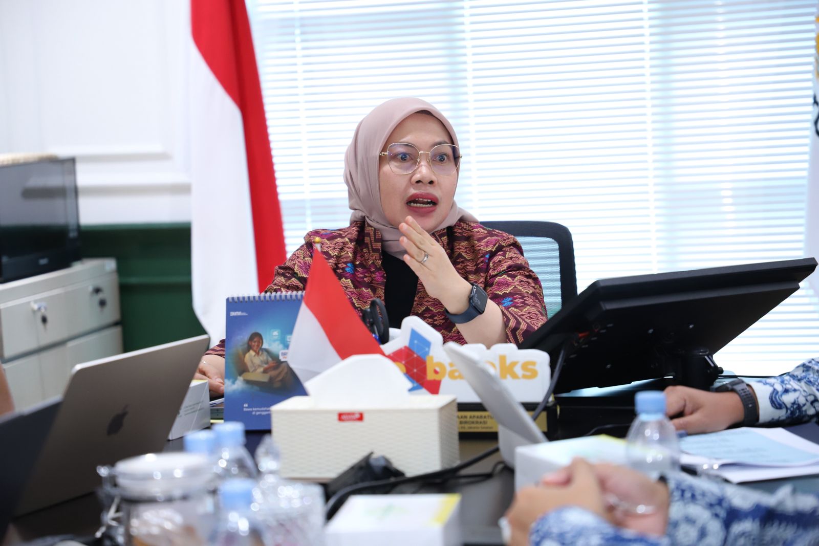 Deputi Bidang Kelembagaan dan Tata Laksana Kementerian PANRB Nanik Murwati