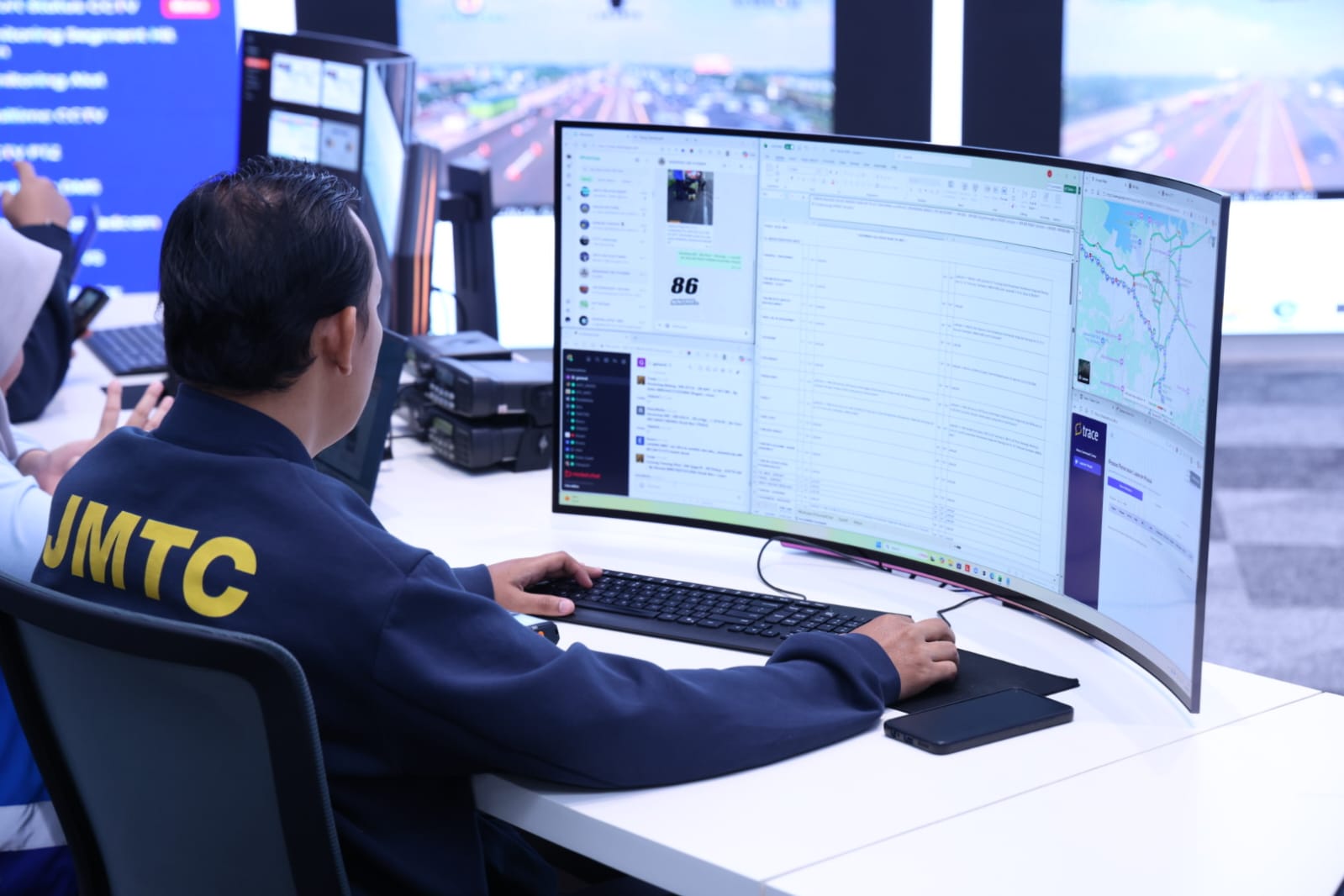 20260318 WAMEN Peninjauan Arus Mudik di Jasa Marga Tollroad Command Center 18