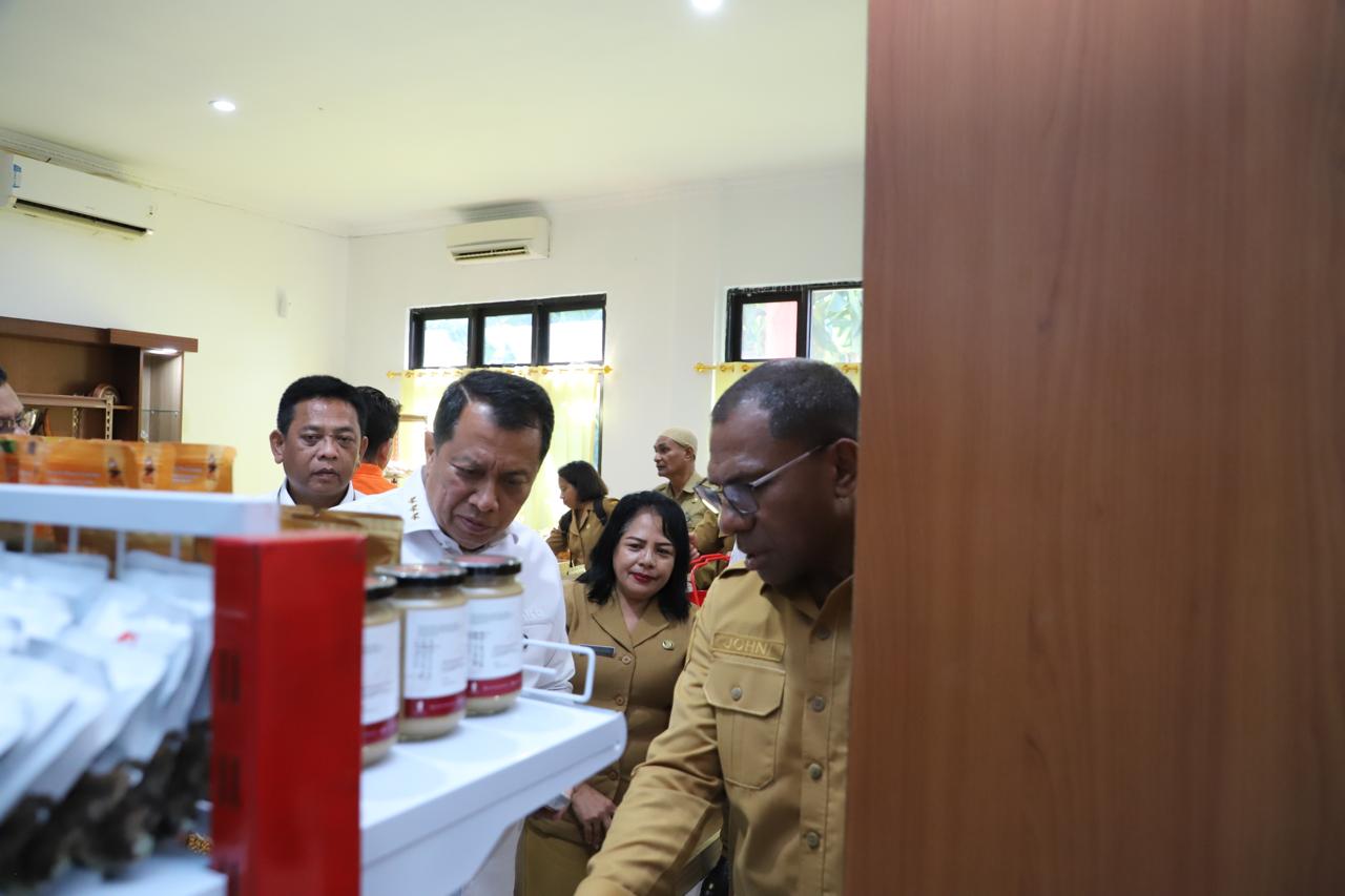 20260511 WAMEN Kunjungan ke NTT Mart 18