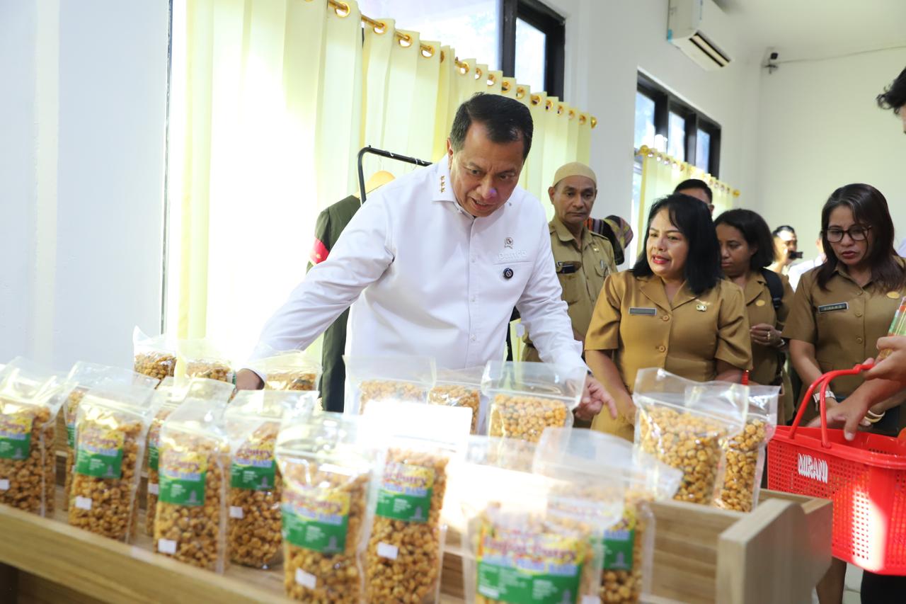 20260511 WAMEN Kunjungan ke NTT Mart 18