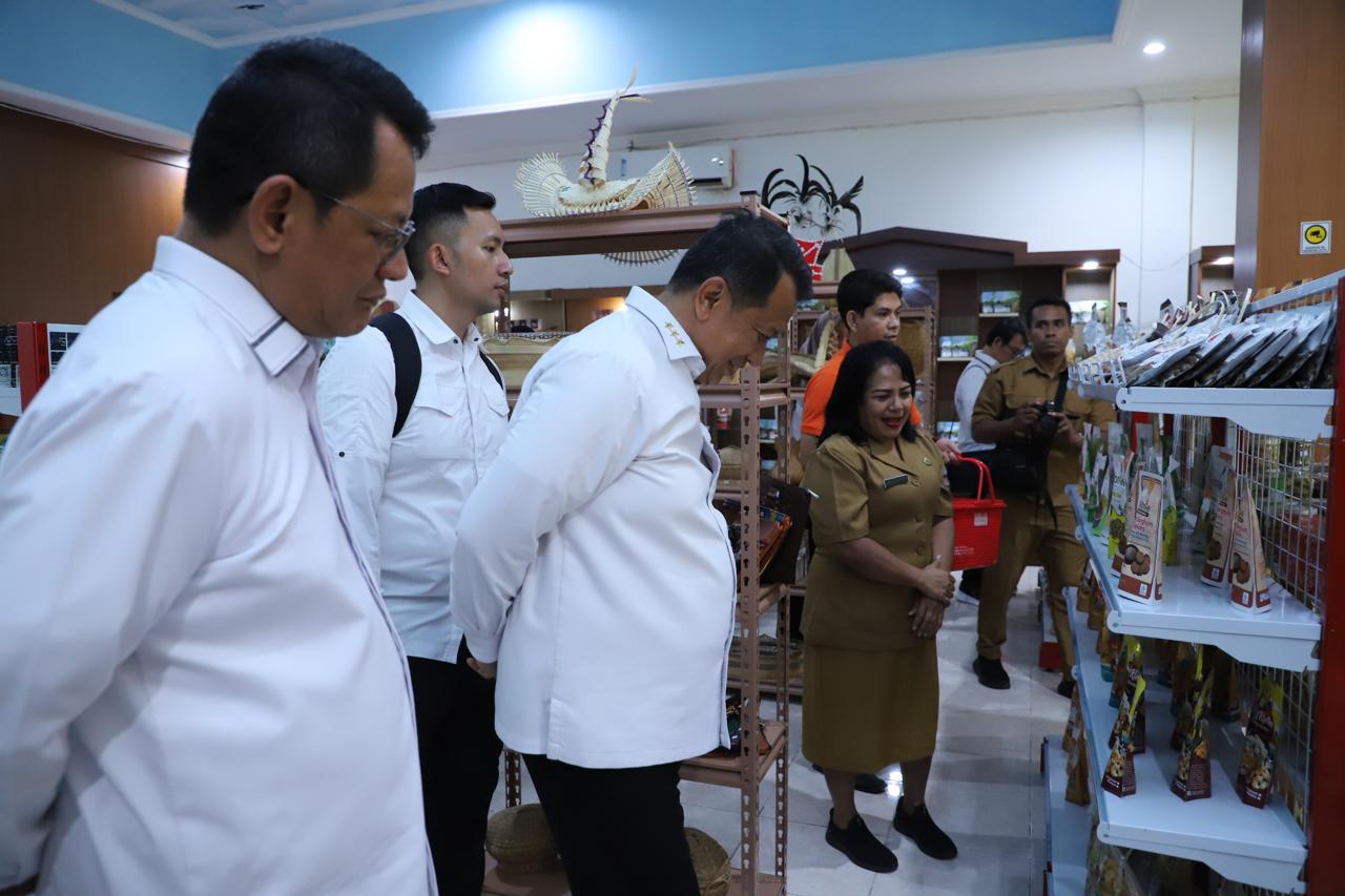 20260511 WAMEN Kunjungan ke NTT Mart 18