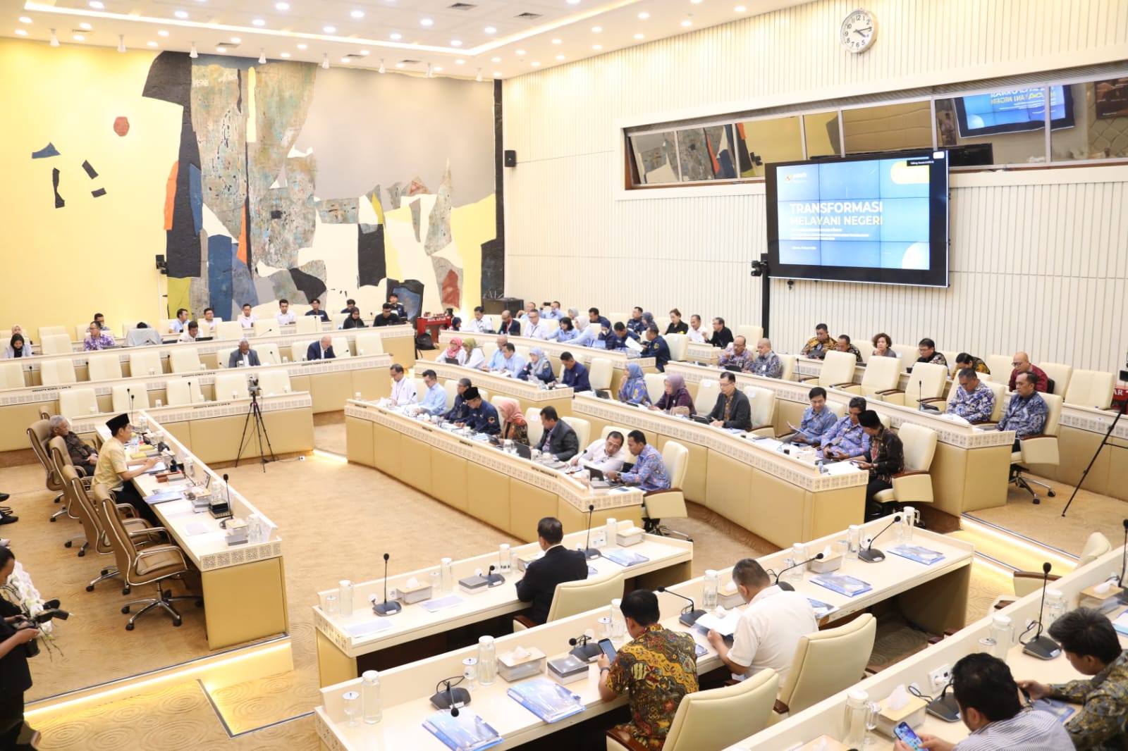 20260331 Rapat Kerja dan Rapat Dengar Pendapat dengan Komisi II DPR RI 11