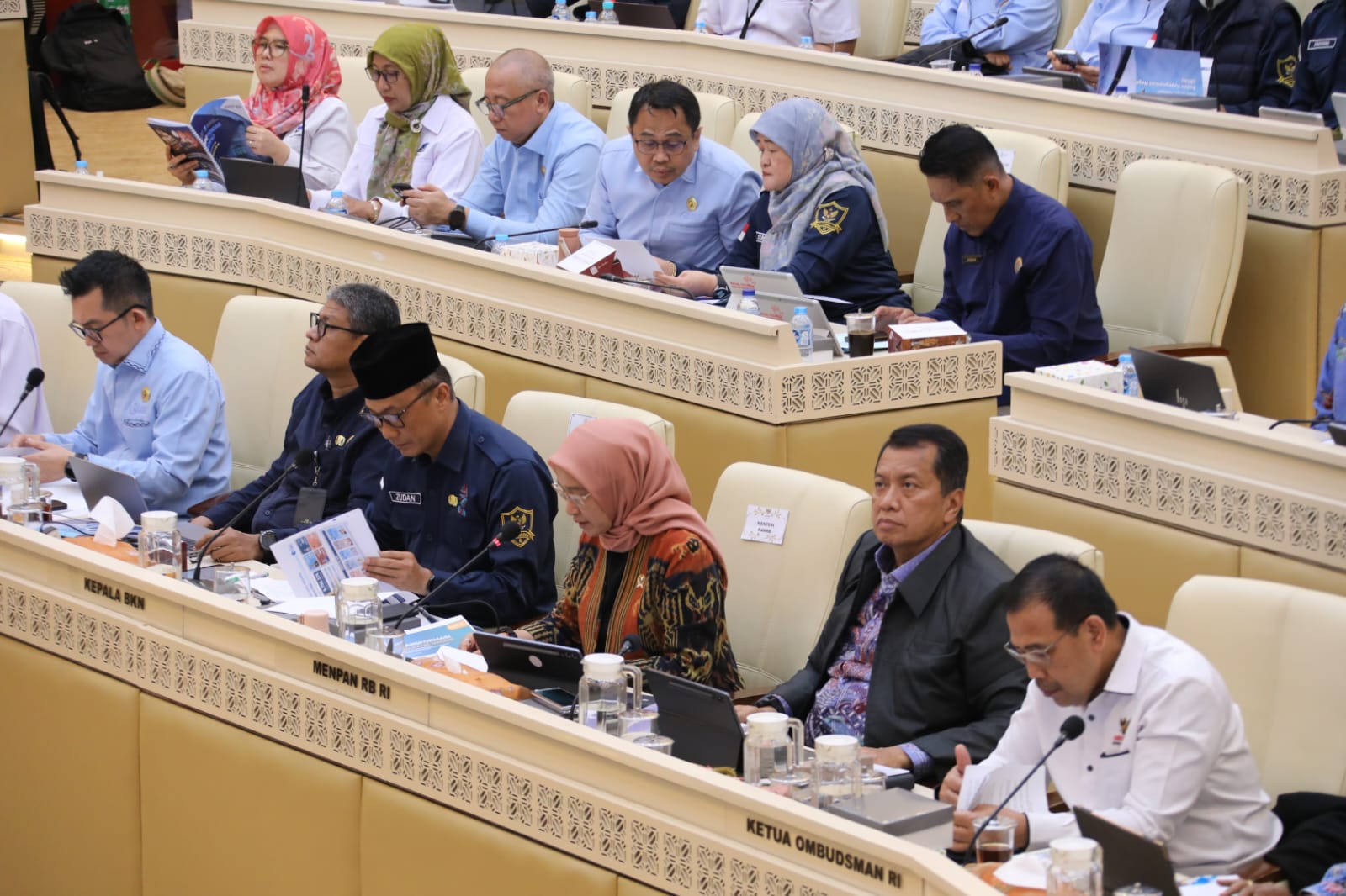 20260331 Rapat Kerja dan Rapat Dengar Pendapat dengan Komisi II DPR RI 11