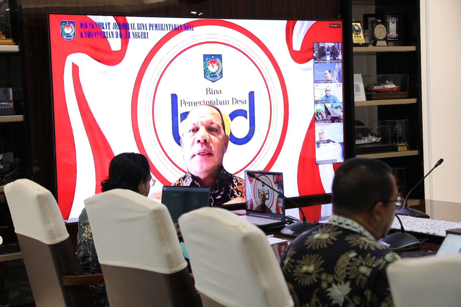 202639 Rapat Satgas Rehabilitasi dan Rekonstruksi Pascabencana Sumatra 10