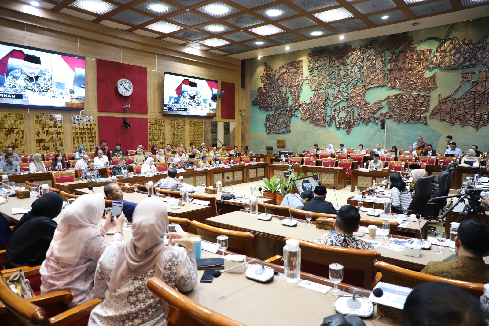 20260406 Rapat Kerja Tingkat 1 Komisi X DPR RI 20