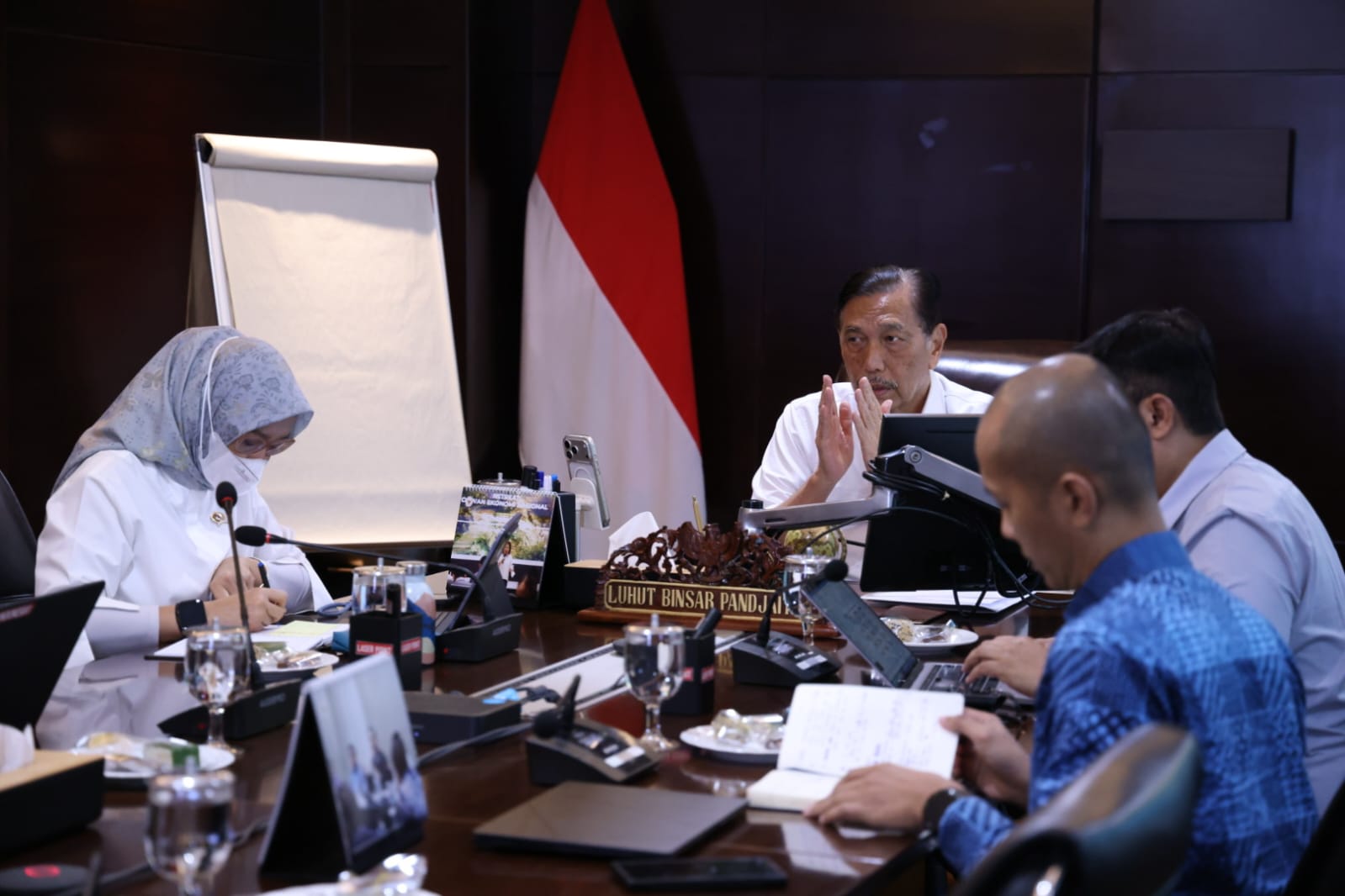 20260406 Rapat Percepatan Transformasi Digital Pemerintah 12