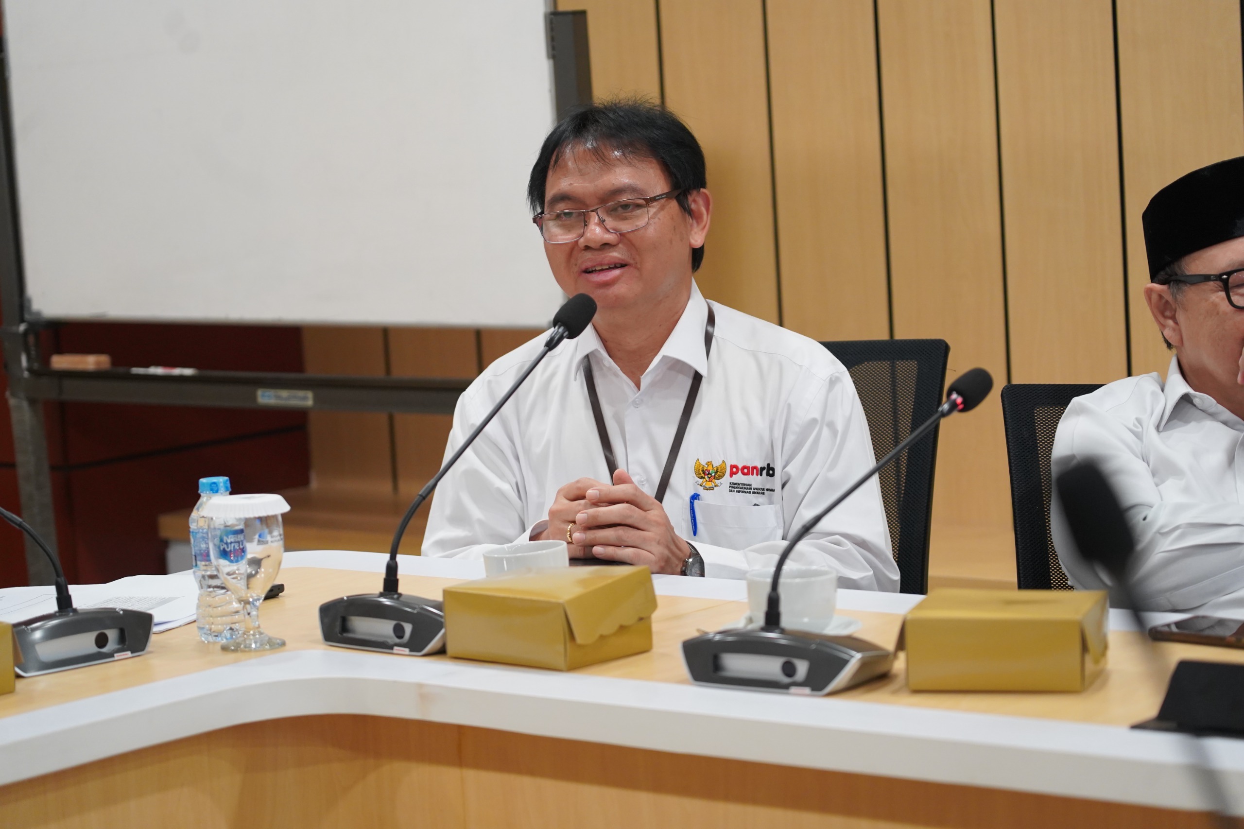 20260420 Rapat Verifikasi Arsip Penetapan Hari Pelayanan Publik Nasional 9