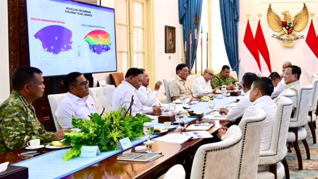 20260421 Presiden Prabowo Pimpin Ratas Percepat Pematangan Giant Sea Wall Pantura