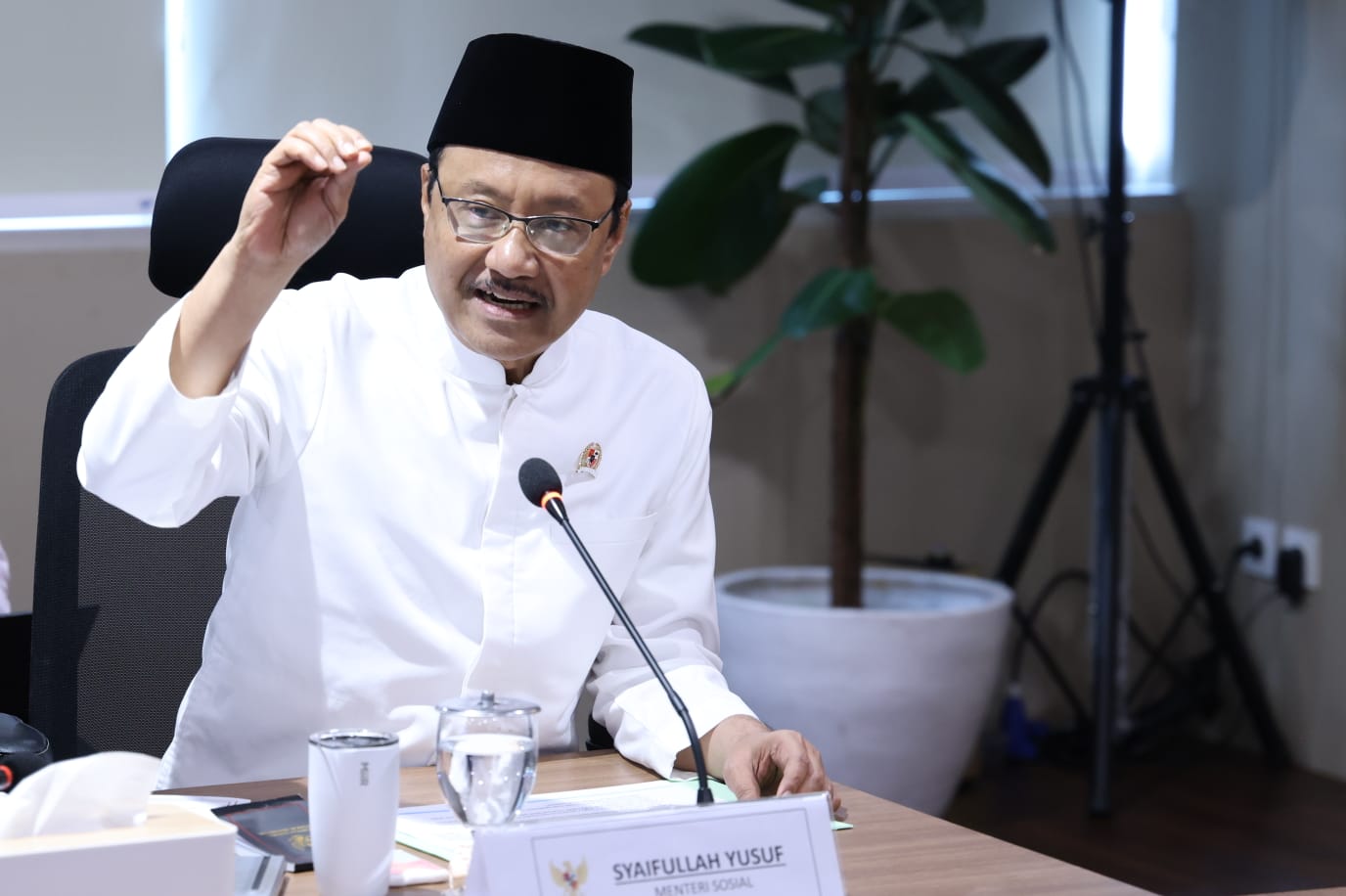 20260422 Rapat Komite Percepatan Transformasi Digital Pemerintah 10