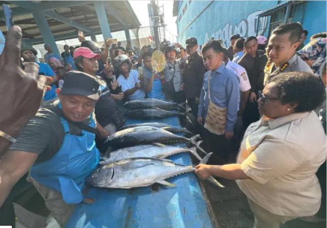 20260423 Tinjau Pelabuhan dan Pasar Ikan Klademak Sorong Wapres Gibran Dorong Peningkatan Infrastruktur dan Kesejahteraan Nelayan