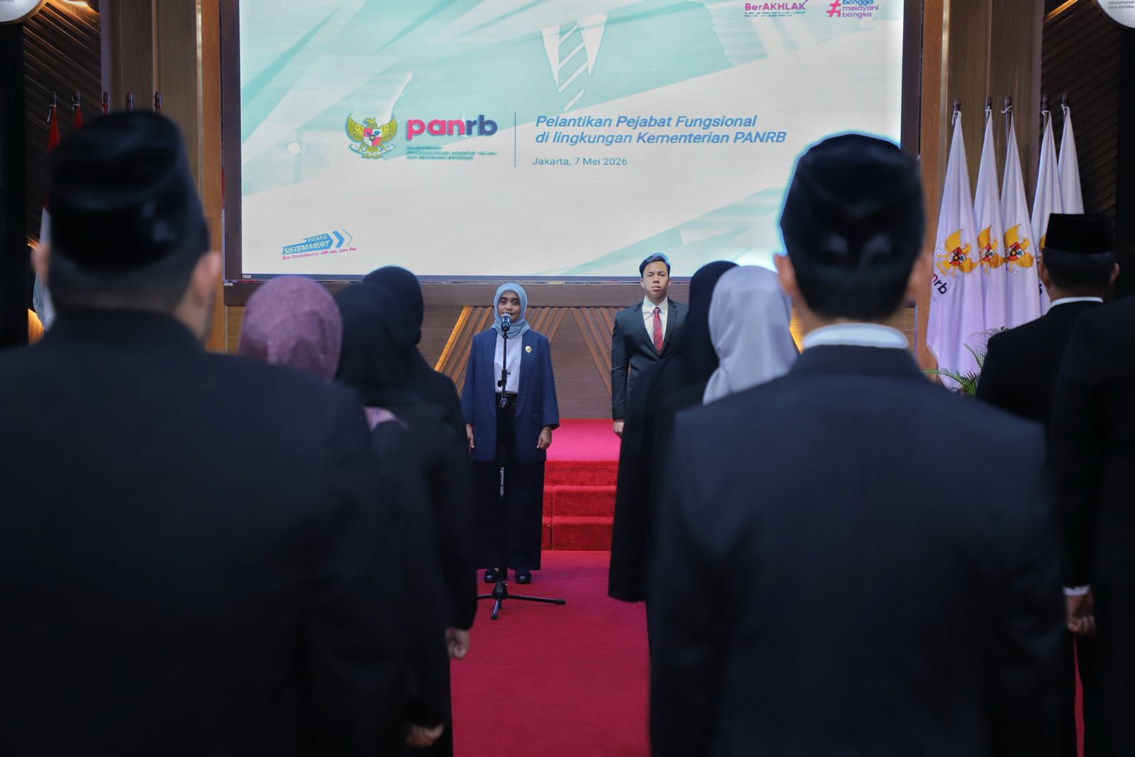 20260507 Pelantikan Pejabat Fungsional di Lingkungan Kementerian PANRB16