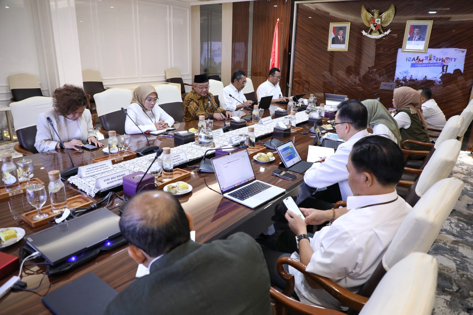 20260511 MENTERI Pertemuan dengan Menteri Pendidikan Dasar dan Menengah 16