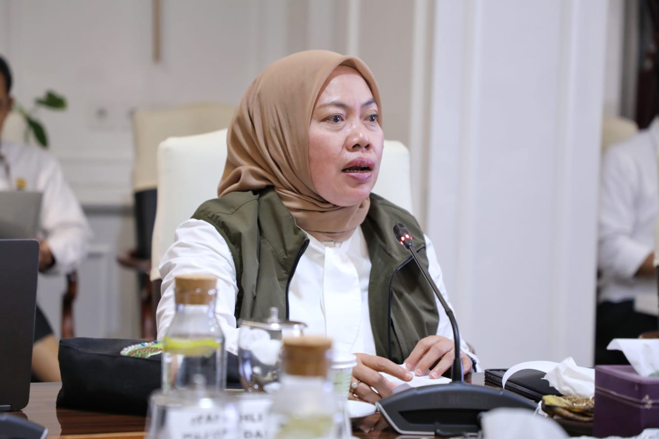 20260511 MENTERI Pertemuan dengan Menteri Pendidikan Dasar dan Menengah 16