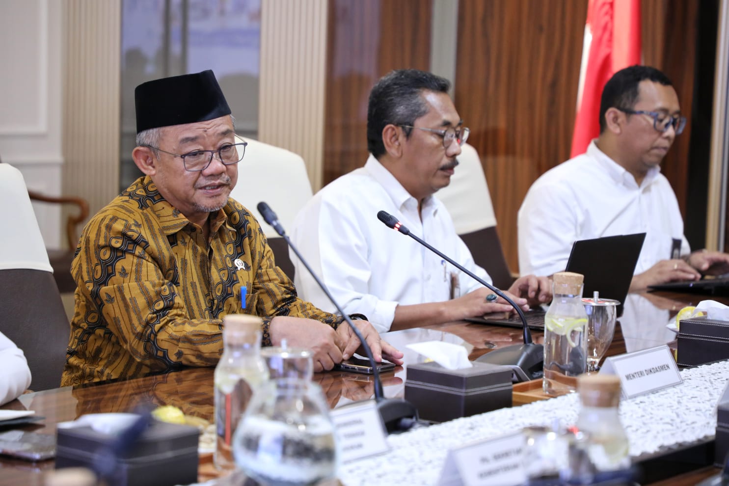 20260511 MENTERI Pertemuan dengan Menteri Pendidikan Dasar dan Menengah 16