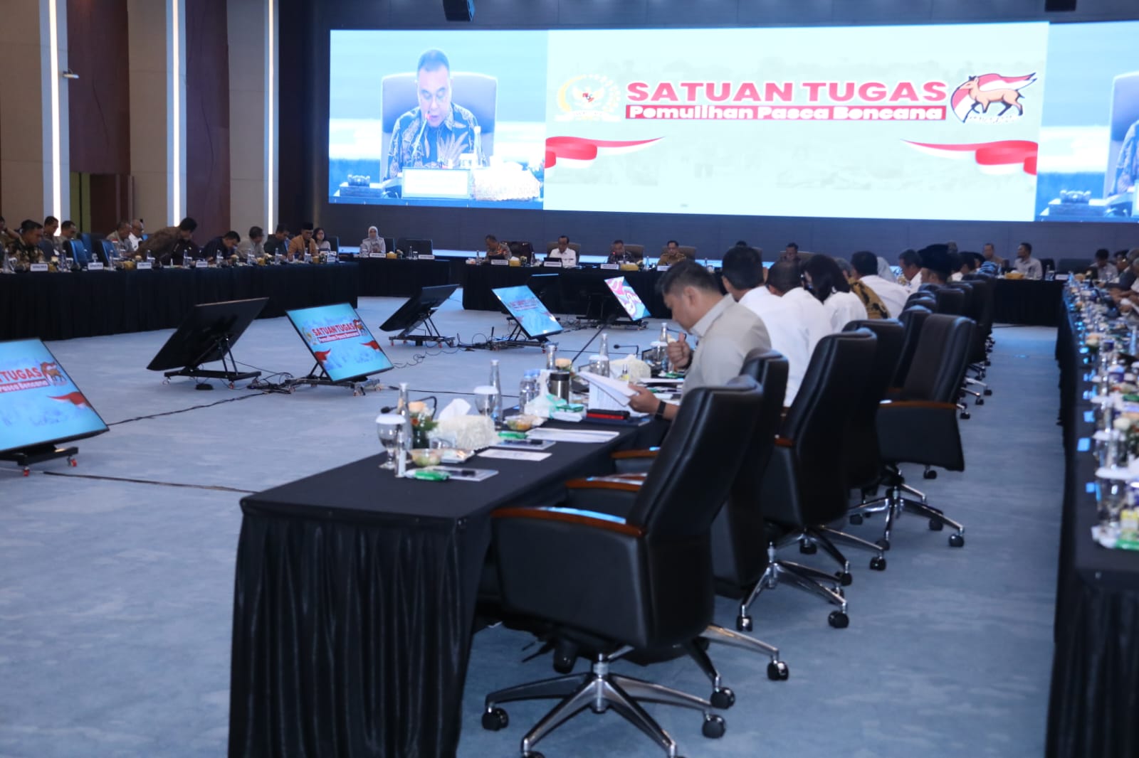 20260525 Rakor DPR dengan Satgas PRRP Sumatra 15