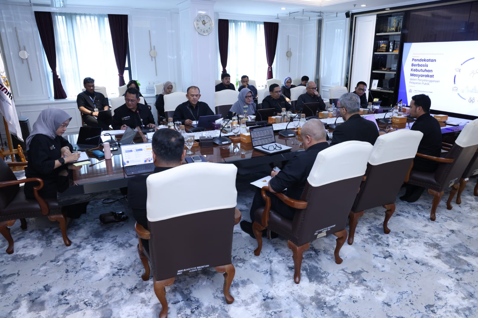 20260602 Rapat Pembahasan Pelayanan Publik Berbasis Siklus Hidup 1