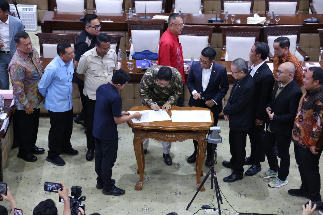 20260604 Rapat Kerja dengan Komisi XI DPR RI 15