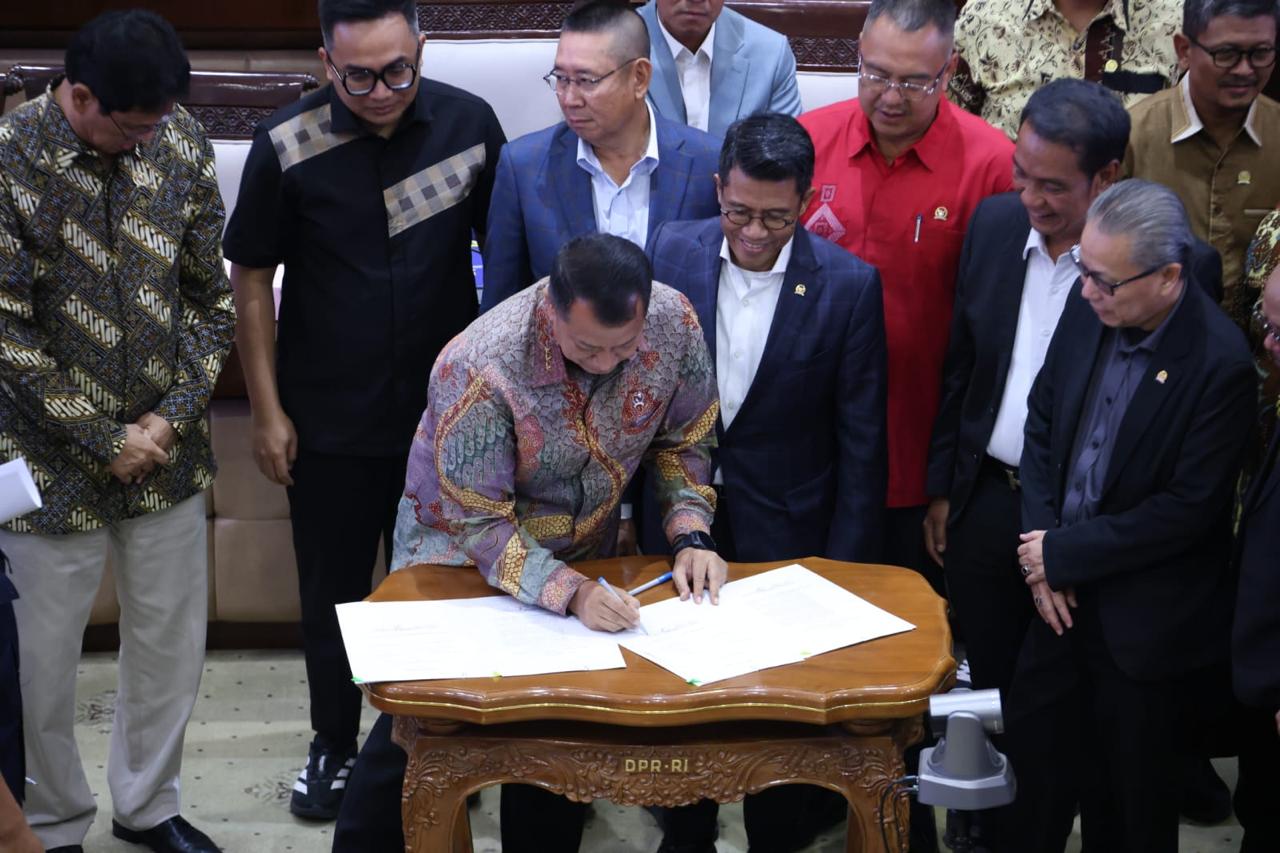 20260604 Rapat Kerja dengan Komisi XI DPR RI 15