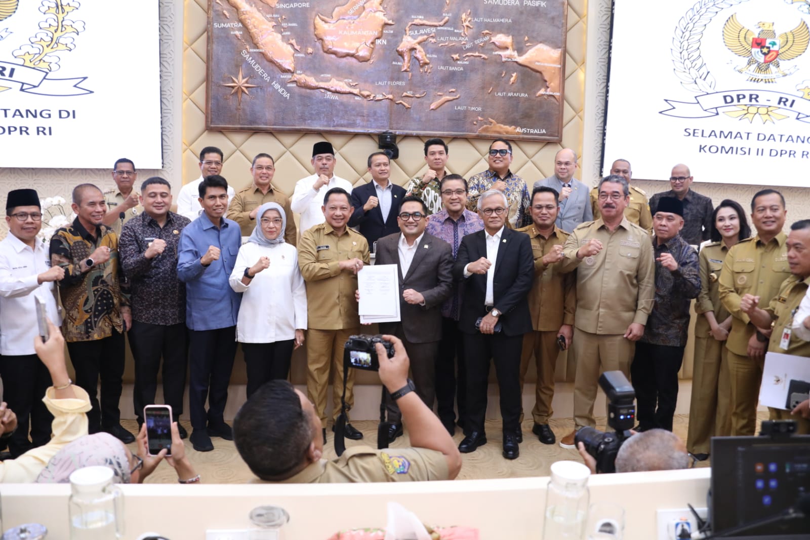 20260608 Raker RDP dan RDPU Komisi II DPR RI1