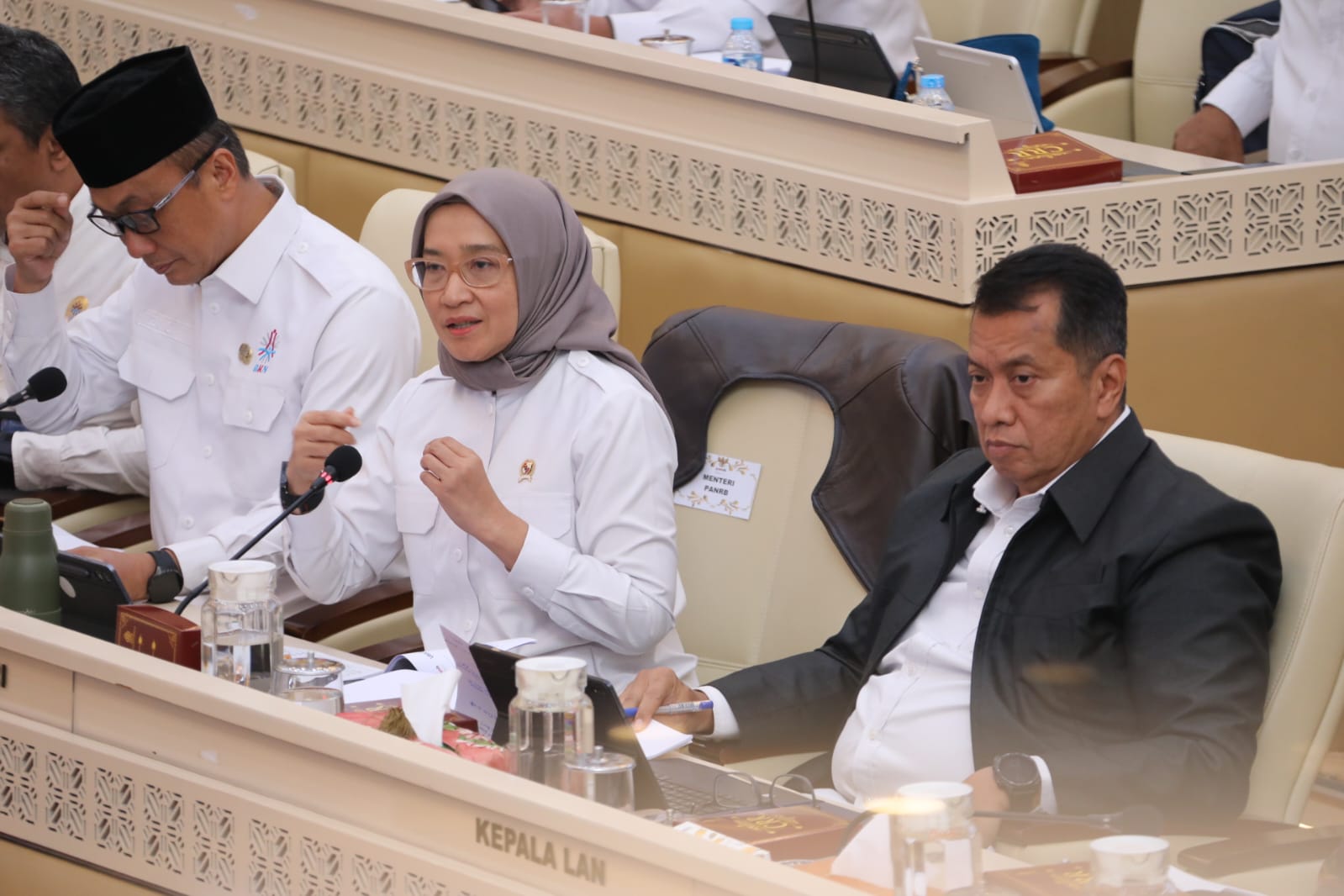 20260610 Rapat Kerja dengan Komisi II DPR RI 9