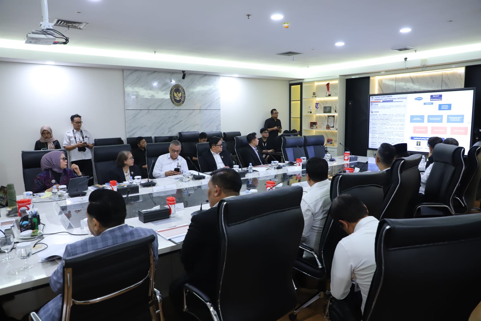 20260623 MENTERI Rapat Penataan Organisasi dan Tata Kerja Kementerian Koordinator Bidang Hukum HAM Imigrasi dan Pemasyarakatan 14