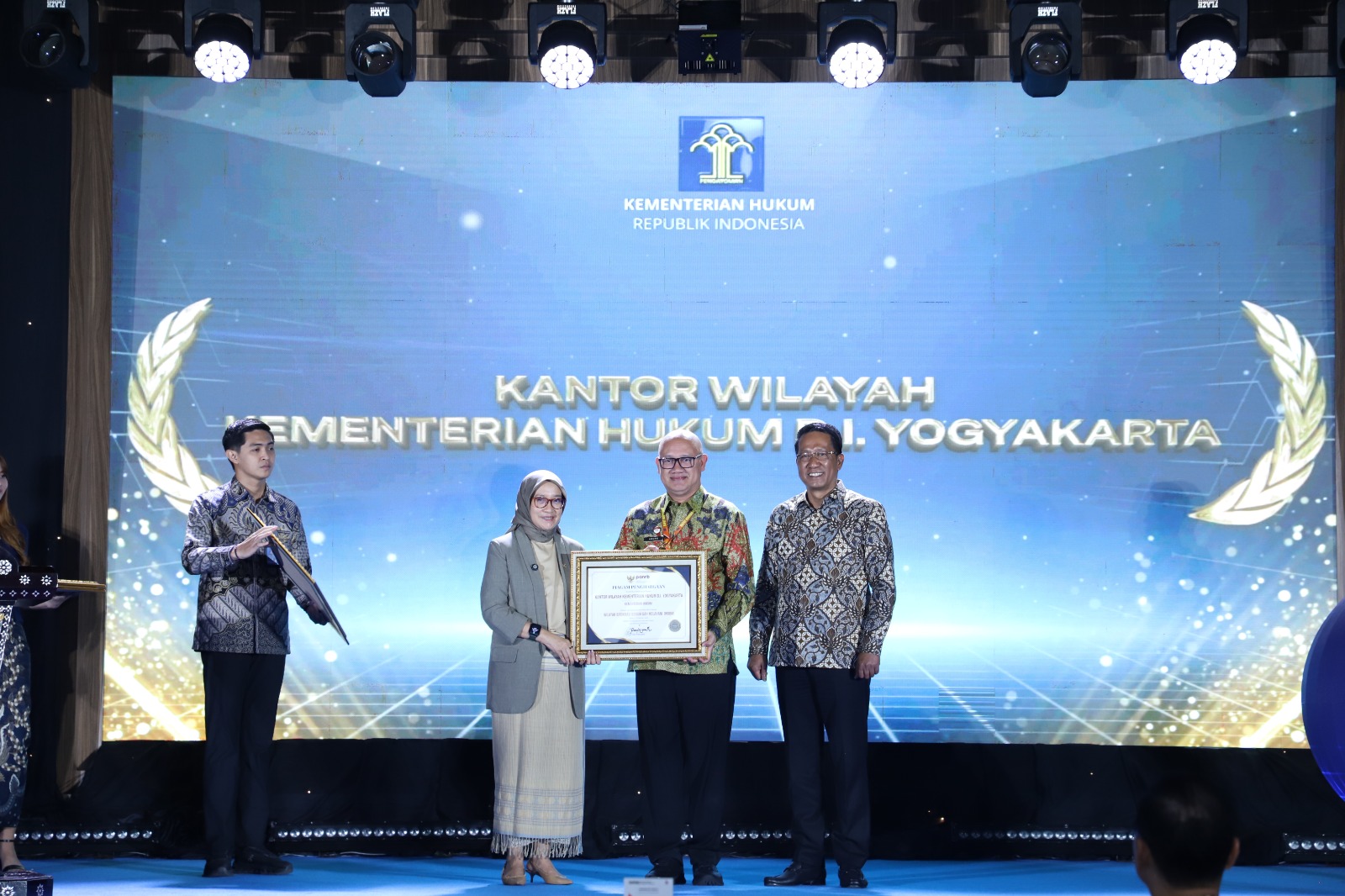 20260702 Rapat Koordinasi Pengendalian Kinerja Semester I Kementerian Hukum Tahun 2026 15