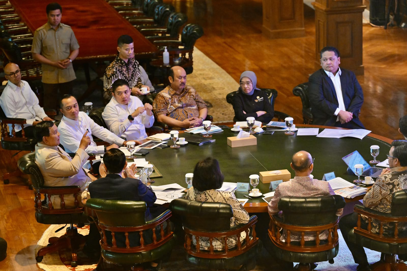 20260715 Rapat Percepatan Transformasi Digital Pemerintah dengan Presiden Prabowo 6