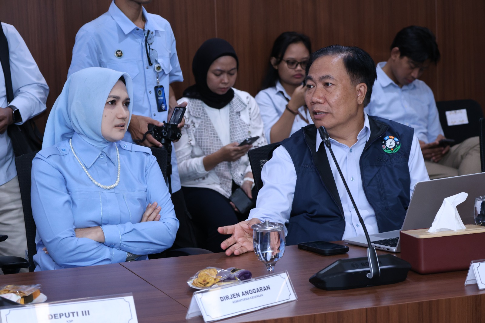 20260729 Rapat Koordinasi Terbatas Perbaikan Tata Kelola Program MBG 9