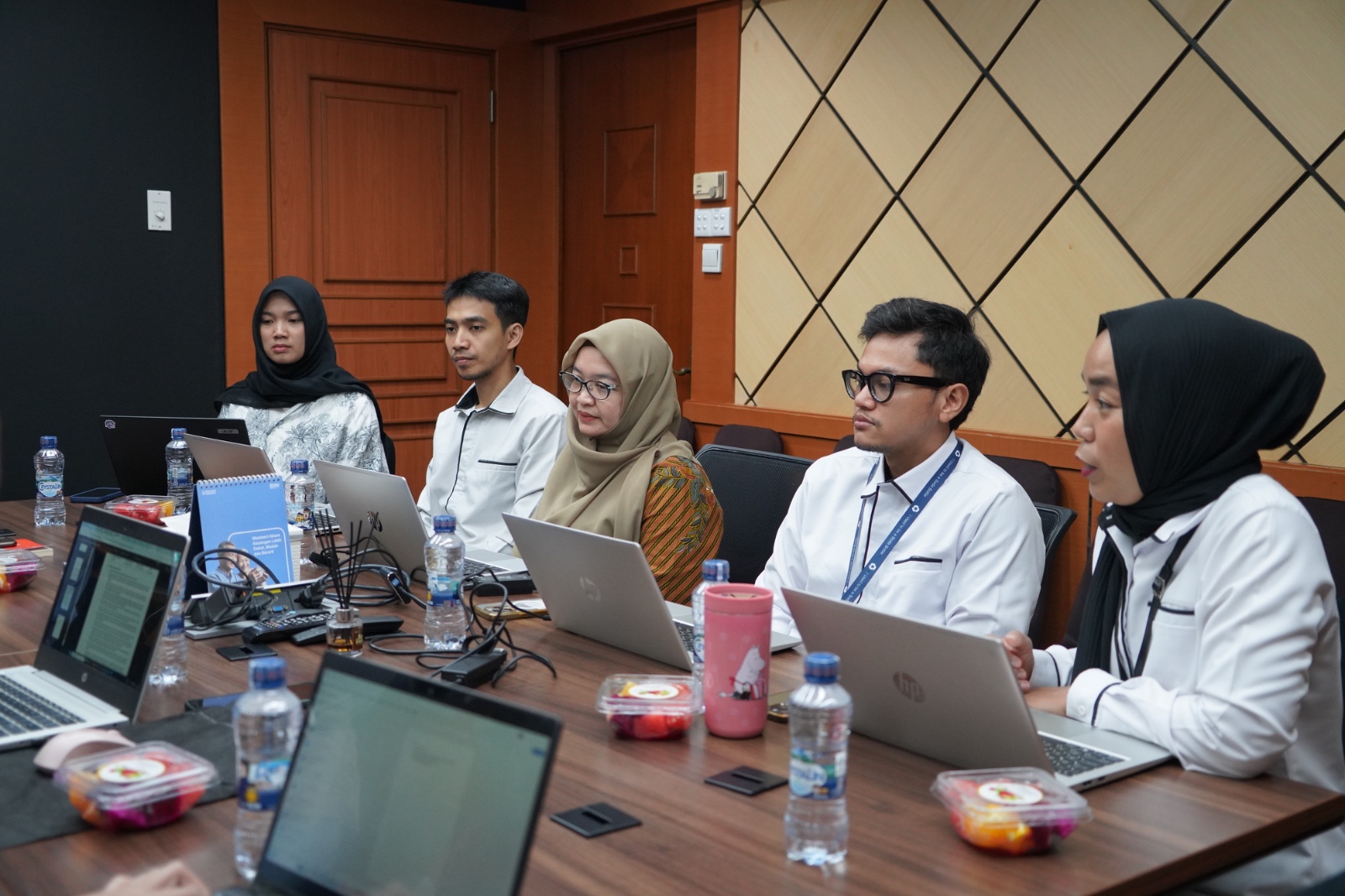 20260826 Diskusi Kajian Studi Praktik Lobi Politik dan Regulasi11