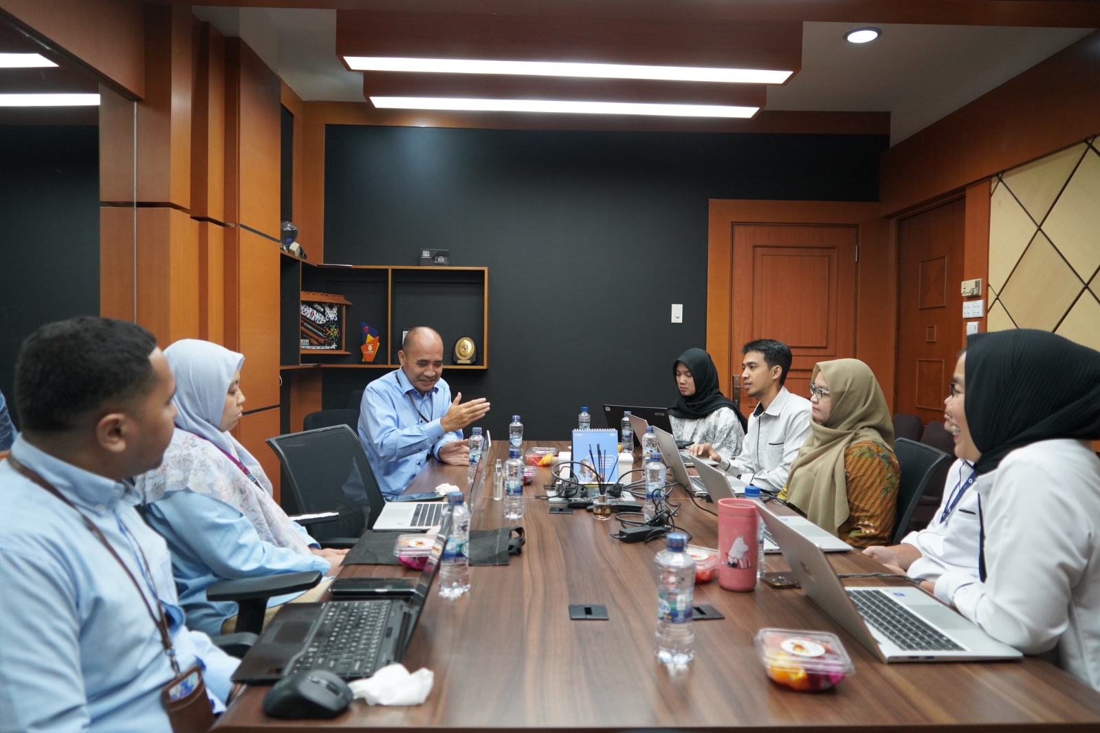 20260826 Diskusi Kajian Studi Praktik Lobi Politik dan Regulasi11