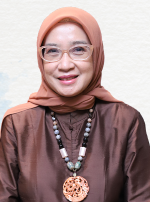7 rini widyantini