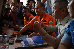 Tinjau Langsung Proses Pencarian dan Evakuasi Pesawat ATR 42-500, Menhub Dudy Apresiasi Kerja Tim SAR 20260120 Tinjau Langsung Proses Pencarian dan Evakuasi Pesawat ATR 42 500 Menhub Dudy Apresiasi Kerja Tim SAR