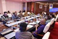 Audiensi Komite Eksekutif Percepatan Pembangunan Otonomi Khusus Papua 20251218 Audiensi Wamendagri 14