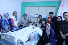 Menteri PANRB Jenguk Atlet Pornas Korpri 2025 20251011 Menteri PANRB Jenguk Atlet Pornas Korpri 2025 yang Dirawat di RS Mohammad Hosein Palembang 10