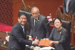 DPR Sahkan UU APBN 2026, Diarahkan untuk Pertumbuhan yang Inklusif dan Berkeadilan 20250925 DPR Sahkan UU APBN 2026 Diarahkan untuk Pertumbuhan yang Inklusif dan Berkeadilan