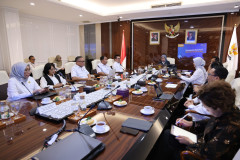 Rapat Pembahasan Transformasi Pengembangan Kompetensi ASN dan Dukungan Daerah Terdampak Bencana 20260126 Rapat Pembahasan Transformasi Pengembangan Kompetensi ASN dan Dukungan Daerah Terdampak Bencana 13