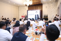 Wakil Menteri PANRB Apresiasi Peluncuran Website dan Aplikasi PPID Kemnko Kumham Imipas 20260908 Peluncuran Website dan Aplikasi PPID Kemnko Kumham Imipas 3